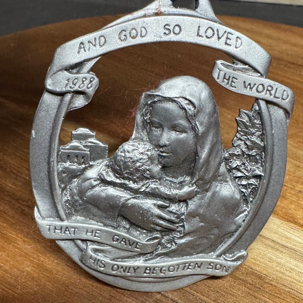 Vintage 1988 CPH Fine Pewter Christmas Ornament Mary Baby Jesus Limited Edition